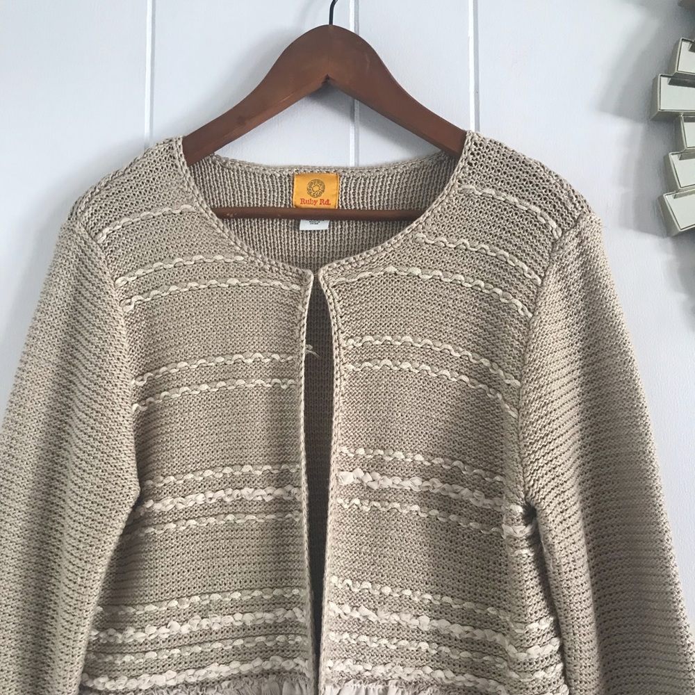 Ruby Rd Beige Distressed Ruffle Cardigan M - Picture 3 of 6